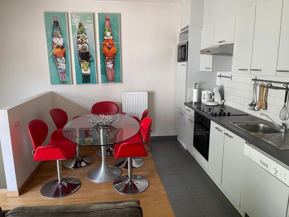 Duplex Tres Agreable Et Tres Calme Apartment Bruxelles Exterior foto